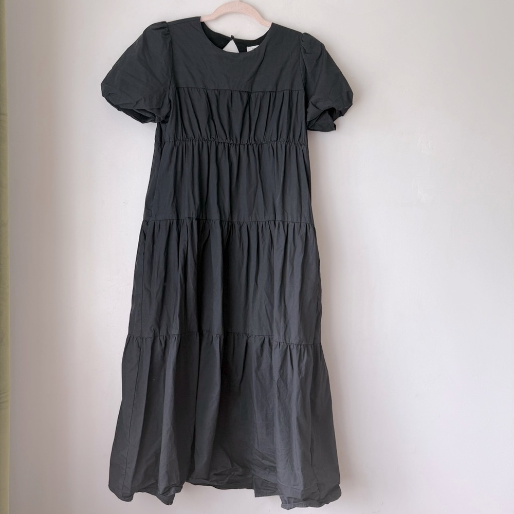 Mod Ref Black Tiered Midi Dress M